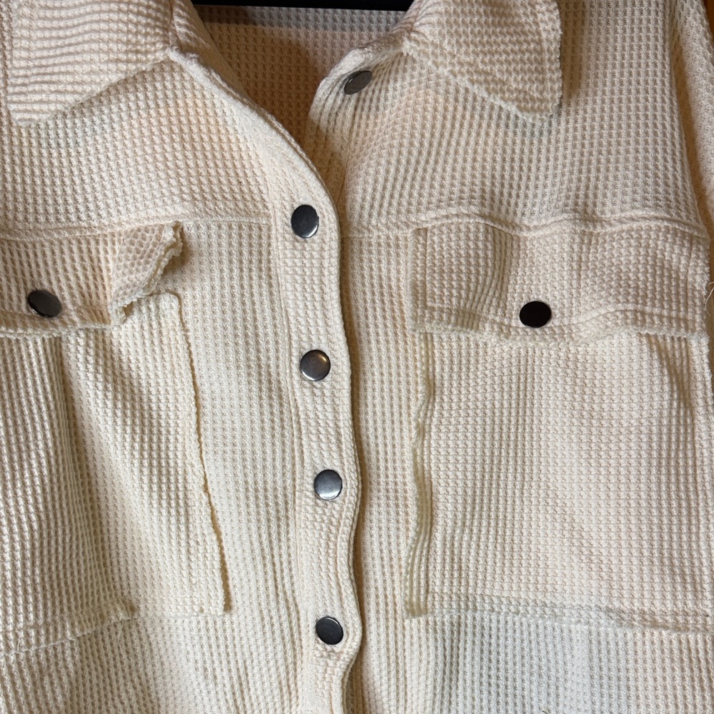 POL Cream Waffle Textured Women's Jean Jacket - Picture 5 of 7